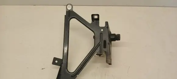 BMW 7 F01 F02 F03 F04 Fender mounting bracket 7184179