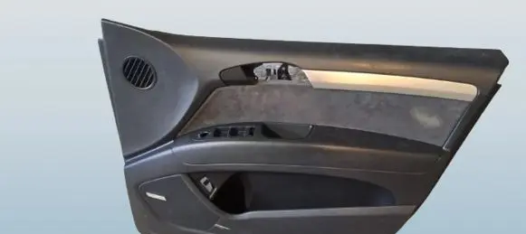 Audi Q7 4L Front door card panel trim D6520321084