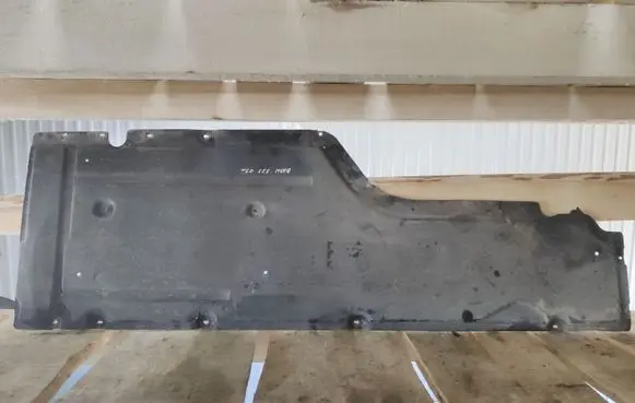 Audi A4 S4 B8 8K Center/middle under tray cover 
