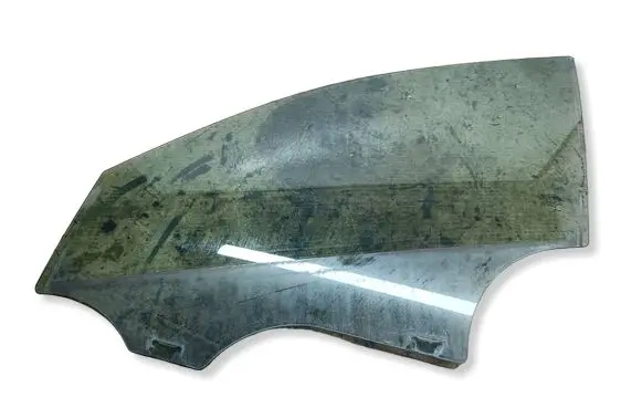 Mercedes-Benz C W205 Front door window glass four-door 43R00049 E000292