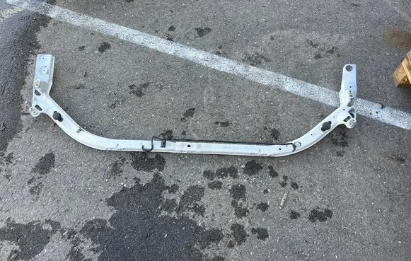 Ford Explorer VI Radiator support slam panel bracket C002E L1MB61359AF L1MB8X007AF