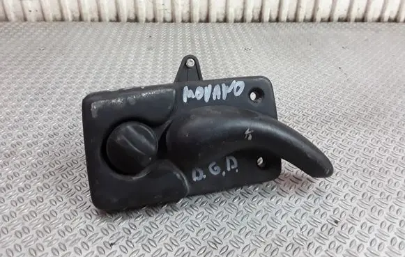 Loading door interior handle