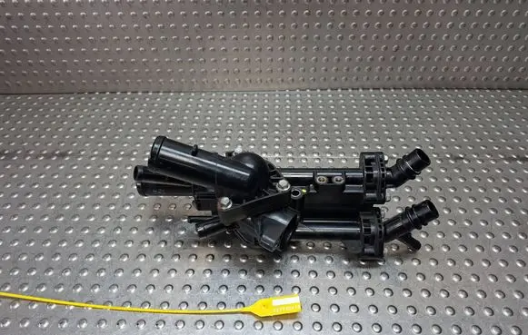 Hyundai i30 Thermostat housing S27730413 256202GXXX