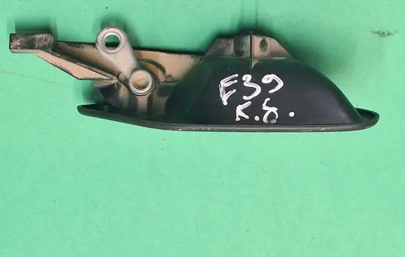 BMW 5 E39 Front door interior handle 8226049