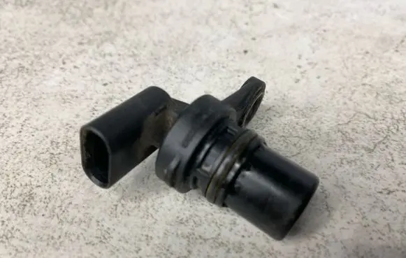 Dodge Caliber Camshaft position sensor 05033308AB
