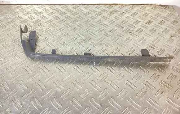 Volvo 440 Under headlight/headlamp trim 71142 434670