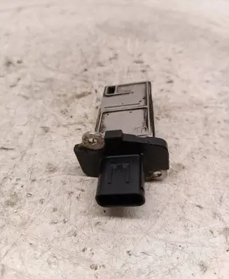 Volvo V70 Mass air flow meter 6C1112B579A