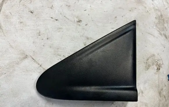 Renault Clio IV Fender end trim 638758603R