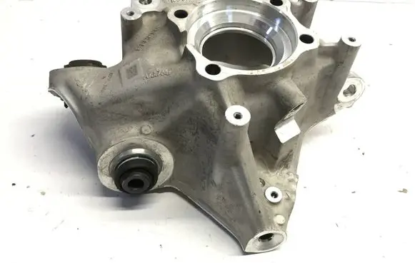 BMW 1 F40 Rear wheel hub 6876653