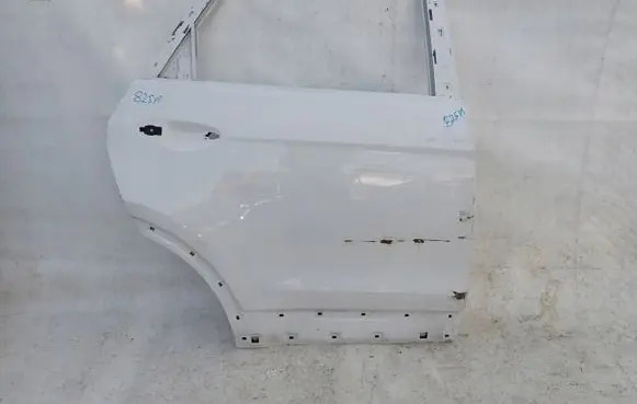 Hyundai Grand Santa Fe NC Rear door