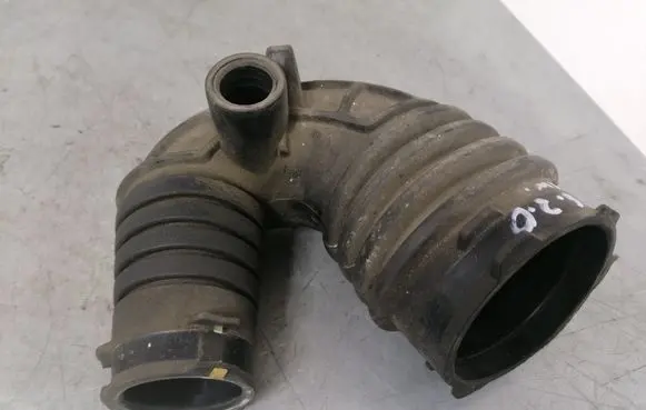 Audi A6 S6 C6 4F Air intake hose/pipe 4F0129615K