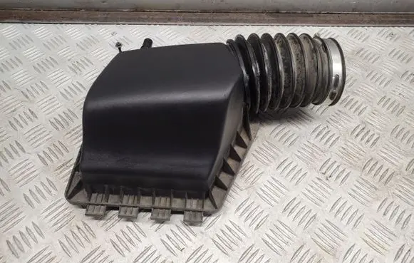 Chrysler Pacifica Air filter box cover 72142849