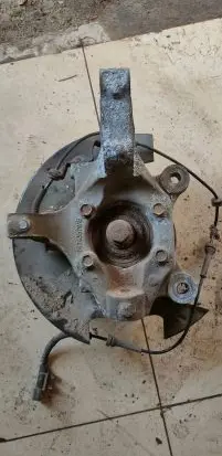 Chrysler Grand Voyager V Front wheel hub 04743579AB