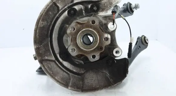 BMW 7 G11 G12 Rear wheel hub spindle/knuckle 6865662MWGK 6865662