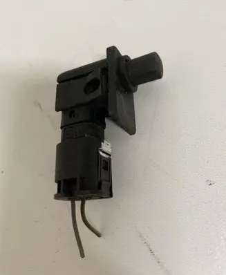 BMW 5 E60 E61 Bonnet alarm switch sensor 14520491