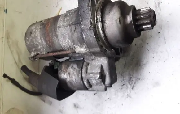 Volkswagen PASSAT B6 Starter motor