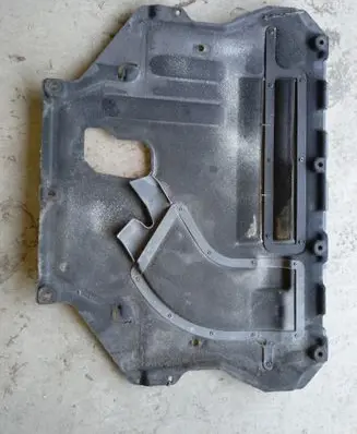 Ford Kuga II Engine splash shield/under tray CV617H403B CV617H403E