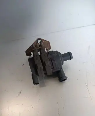 Audi Q7 4L Electric auxiliary coolant/water pump 7L0965561L