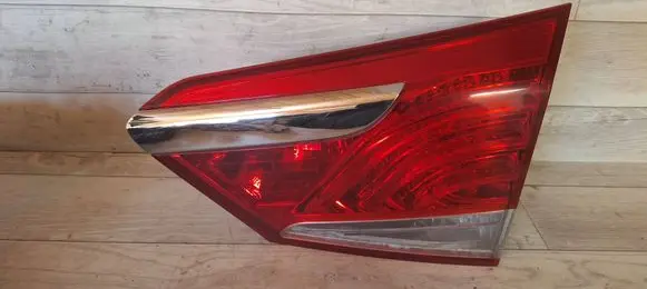 Hyundai i40 Tailgate rear/tail lights 