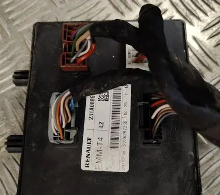 Renault Clio IV Other control units/modules 231A08869R 2736297355