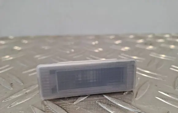 BMW 3 E90 E91 Glove box light 6972605