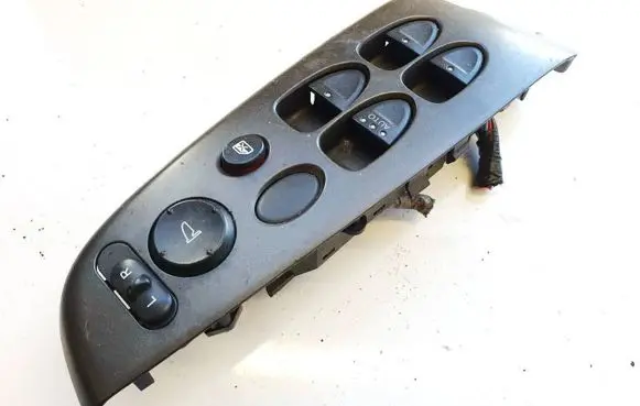 Honda Civic Electric window control switch m30046