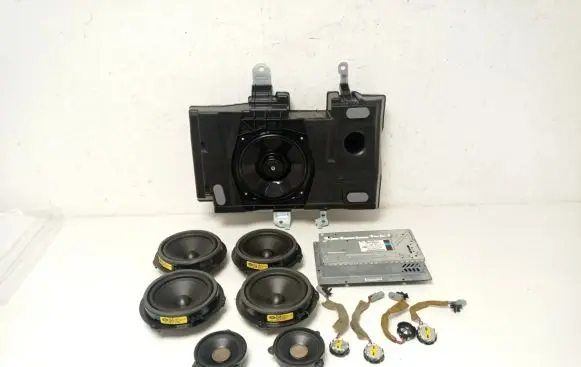 Land Rover Evoque I Audio system kit BJ3219C164AE