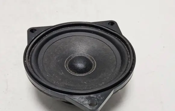 BMW 3 E90 E91 Parcel shelf speaker 6923174 18820010 902275492502