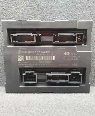 Audi A4 S4 B8 8K Comfort/convenience module 8K0907064DC