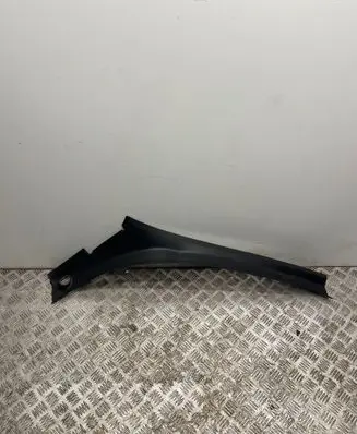 Tesla Model X Tailgate trim 104732000E 25652