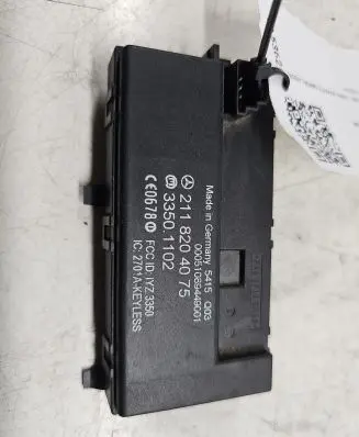 Mercedes-Benz E W211 Keyless (KESSY) go control unit/module 2118204075