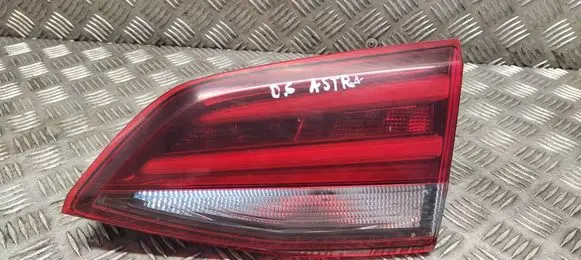 Opel Astra K Tailgate rear/tail lights 39077383 368158932