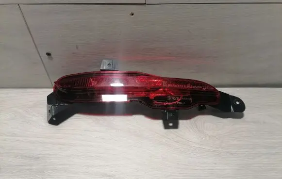 Land Rover Range Rover Velar Rear fog light l90087947
