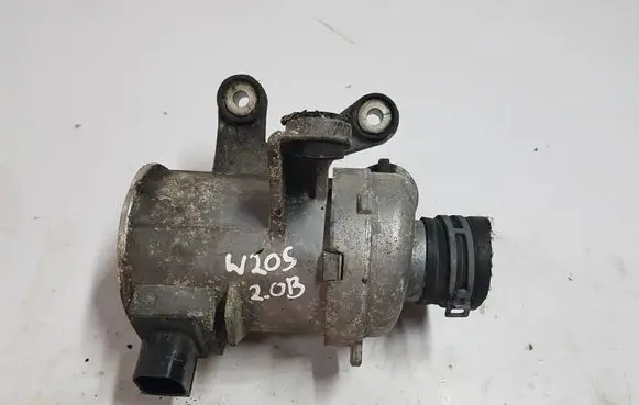 Mercedes-Benz C W205 Water pump A2742000107AUTOPI A2742000107