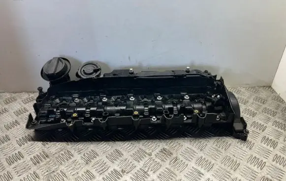 BMW 3 F30 F35 F31 Rocker cam cover 7823181
