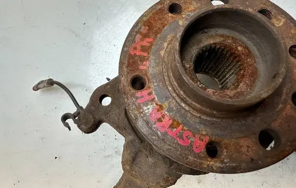 Opel Astra H Front wheel hub spindle knuckle 5435345