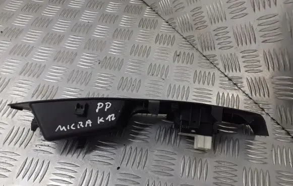 Nissan Micra Quarter vent window switch 