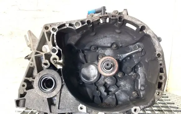 Renault Scenic II - Grand scenic II Manual 5 speed gearbox 8200210038