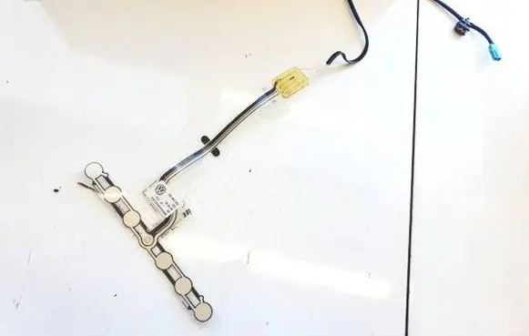 Volkswagen Golf V Seat heating element 1k0963553