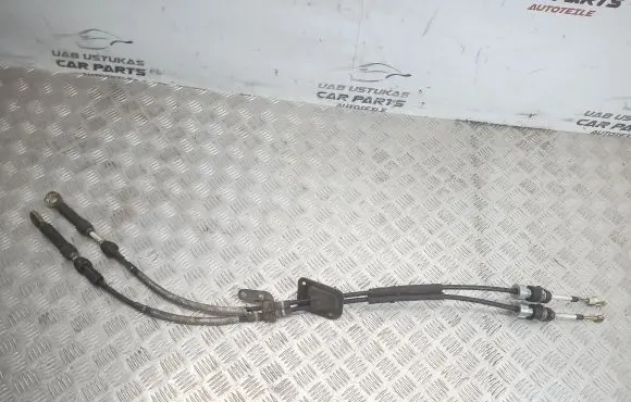 Toyota Corolla Verso E121 Gear shift cable linkage
