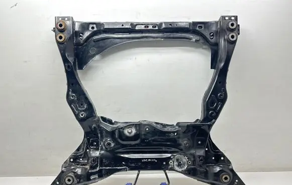 Volvo XC60 Front subframe 32315338 DF20F 1512205558
