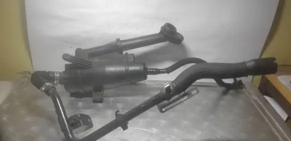 Breather/breather pipe/hose