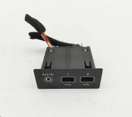 Renault Zoe AUX in-socket connector 280231553R 33352438
