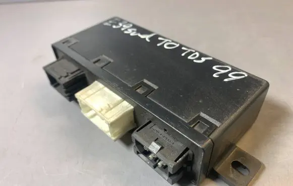 BMW 5 E39 Door control unit/module 6904255 1K4710305AA 689667