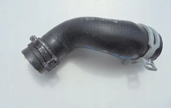 Volkswagen Tiguan Engine coolant pipe/hose 5Q0122157AJ