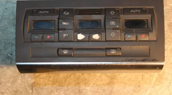 Audi A4 S4 B6 8E 8H Climate control unit 8E0820043H