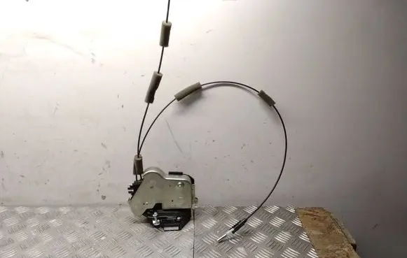 Lexus RX 450H Front door lock 