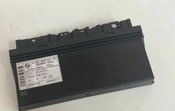 BMW 5 E60 E61 Comfort/convenience module 6135695714001 6957140