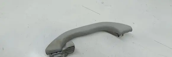 Volkswagen PASSAT B5.5 Rear interior roof grab handle 3B0857608B