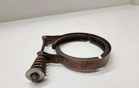 BMW 7 E65 E66 Muffler pipe connector clamp 7793677